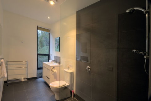 Hazards Rim - Whitsundays Accommodation 2