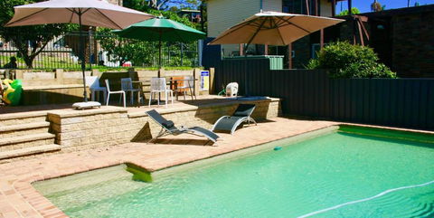 Bundeena Base Holiday Home - Whitsundays Accommodation 1