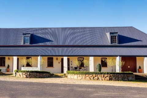 Brigham House - Whitsundays Accommodation 3