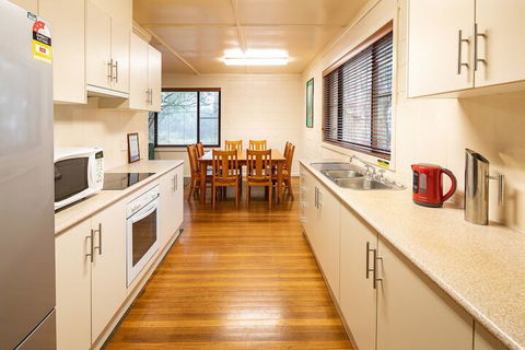 The Residence - Whitsundays Accommodation 3