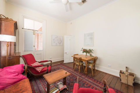 Post Office Apartment - Whitsundays Accommodation 4