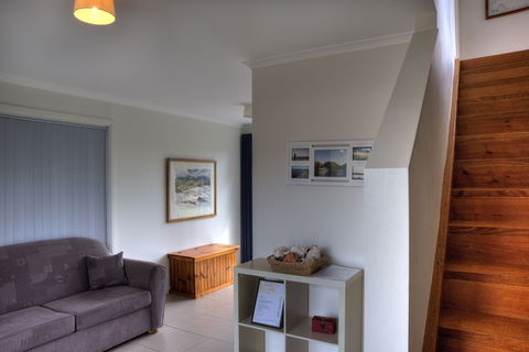 The Blue House - Whitsundays Accommodation 0