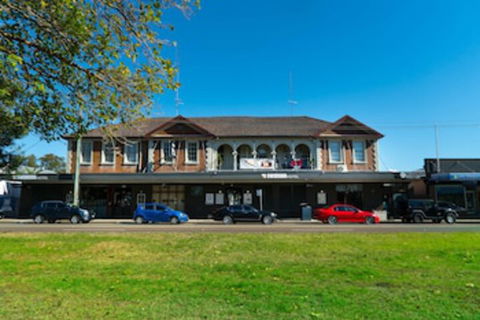 Swansea Hotel - Whitsundays Accommodation 0