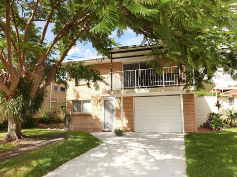 Oloway 40 2 BDRM Pet Friendly Budget Home - Whitsundays Accommodation 5