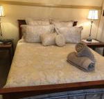 Guest House on Hyde - Whitsundays Accommodation