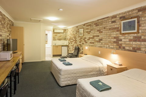 D'Aguilar Hotel Motel - Whitsundays Accommodation 5