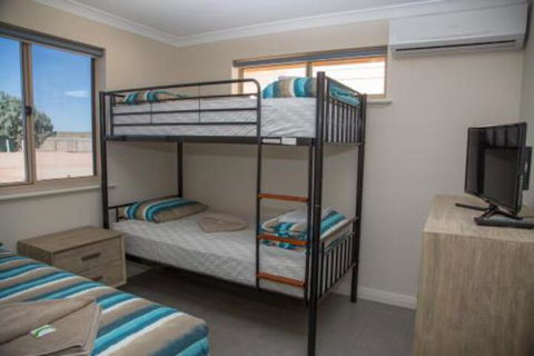 Peoples Park - Whitsundays Accommodation 4