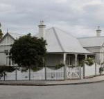 Evelyn House - Whitsundays Accommodation