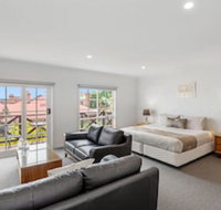 Hideaway on George - Whitsundays Accommodation