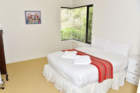 Redbill Drive House - Whitsundays Accommodation 6