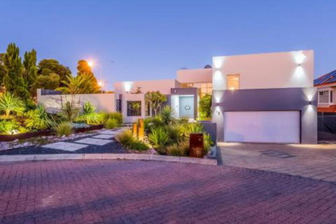 Perth Luxury Accommodation - Whitsundays Accommodation 0