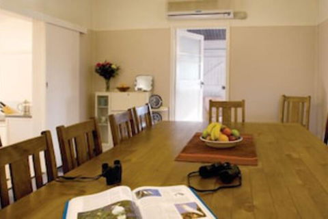 Inverary Homestead - Whitsundays Accommodation 1