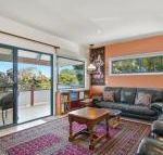 Black Dolphin Beach Penthouse - Whitsundays Accommodation