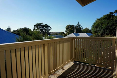 Rip Tide - Whitsundays Accommodation 1