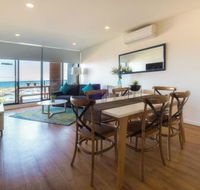 Waterfront Apartments Marinaquays Apt 221  Apt 234 - Whitsundays Accommodation