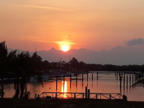 Hinchinbrook Harbour Apartments - Whitsundays Accommodation 1