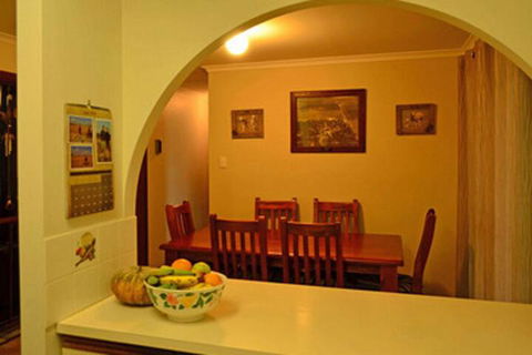 Nulla Nulla Farm Retreat - Whitsundays Accommodation 4