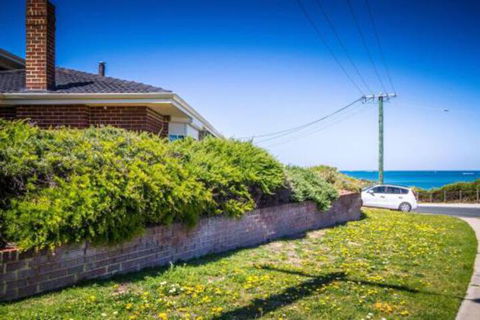 Yanchep Beach Retreat - Whitsundays Accommodation 2