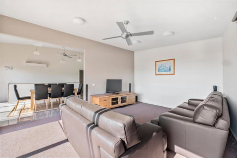 Amaroo - Whitsundays Accommodation 2