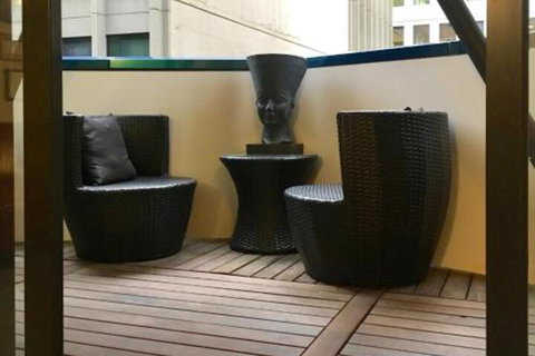 Quiet Laneway Apartment Near Bourke St. Mall - Whitsundays Accommodation 6