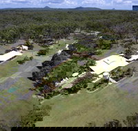 Beach Stone House - Whitsundays Accommodation