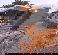 Canguri Boutique Farmstay Cottage - Whitsundays Accommodation