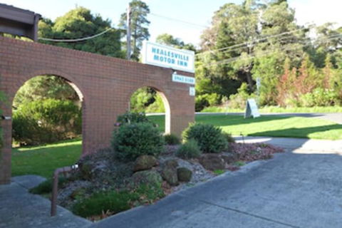 Healesville Motor Inn - Whitsundays Accommodation 0