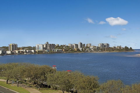 Sandy Shores On Golden Beach - Whitsundays Accommodation 4