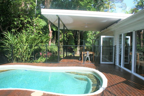 Atoll Close Port Douglas Holiday House - Whitsundays Accommodation 1