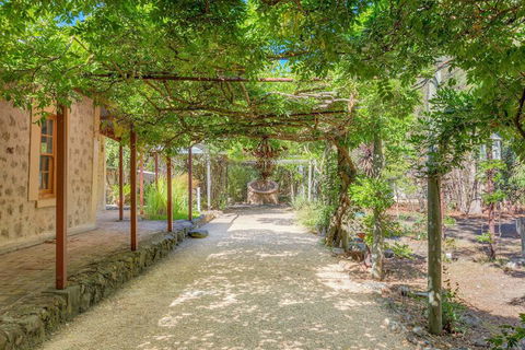 Bungala House 1856 - Whitsundays Accommodation 6