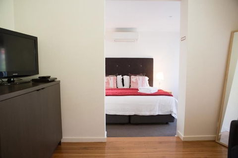 Furmston House & Studio - Whitsundays Accommodation 0