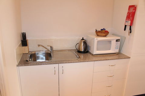 Leura Fairways East - Whitsundays Accommodation 3