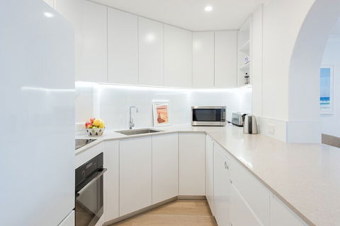 Right On Bondi H340 - Whitsundays Accommodation 2