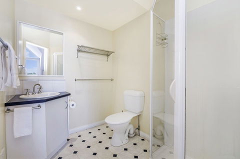 Johanssons Perch 2 - Whitsundays Accommodation 2