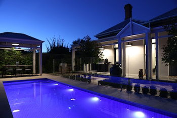 Hollidge House Apartments - Whitsundays Accommodation 0