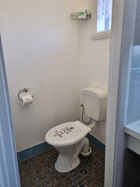 Taree Lodge Motel - Whitsundays Accommodation 2