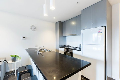 SONYA, 2BDR Southbank Apartment - Whitsundays Accommodation 5