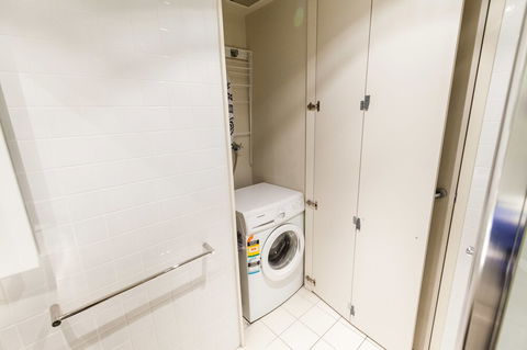 WESLEY, 2BDR Carlton Apartment - Whitsundays Accommodation 0