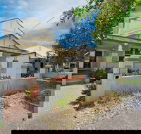 Newcastle Executive Homes - Veda House - Whitsundays Accommodation