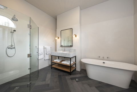 The Crafers Hotel - Whitsundays Accommodation 3
