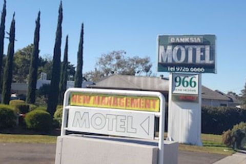 Banksia Motel - Whitsundays Accommodation 0