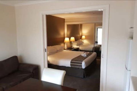 Lakeview Villa's - Whitsundays Accommodation 6