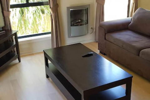 Lakeview Villa's - Whitsundays Accommodation 7