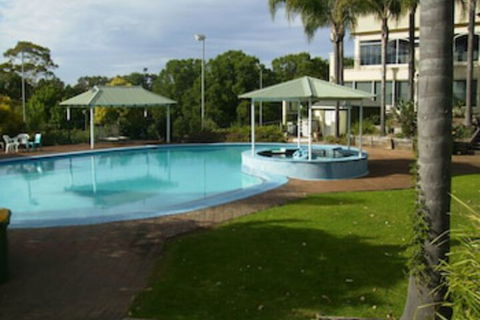 Lakeview Villa's - Whitsundays Accommodation 0