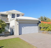 Ambar Villa - Whitsundays Accommodation