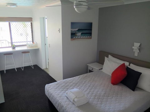 Gold Coast Inn - Whitsundays Accommodation 1