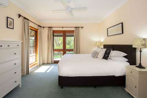 Stay In Mudgee - Whitsundays Accommodation 3
