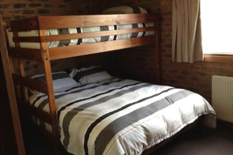 Lawlers 32 - Whitsundays Accommodation 6