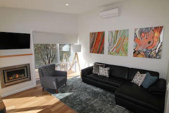 Stillwater Lodge - Whitsundays Accommodation 0