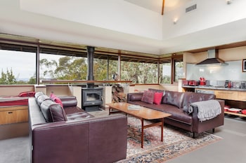 Summer House - Whitsundays Accommodation 1